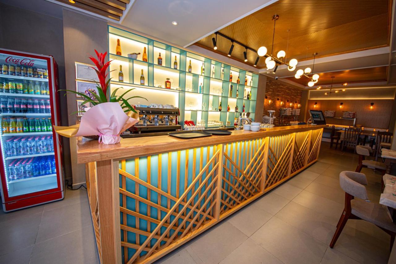 Hotel Vila Mare ドゥラス エクステリア 写真